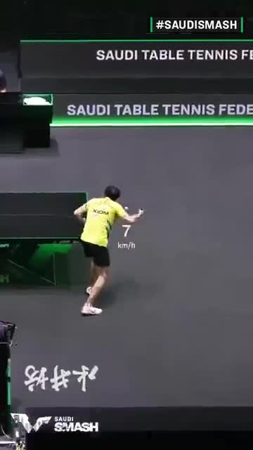 unbelievable footage of slow motion table tennis 